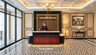 Grand Hotel Hóc Môn - 0