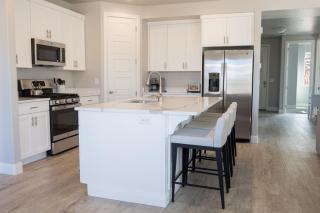 Cozy Sweet Retreat Brand New Private Home w Spa Game Room and Firepit - 6