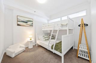 Perth City Center 2BR Unit Sleeps Up to 6 - 6