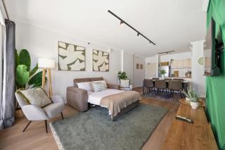Perth City Center 2BR Unit Sleeps Up to 6 - 4