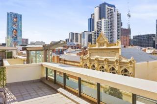 Perth City Center 2BR Unit Sleeps Up to 6 - 2