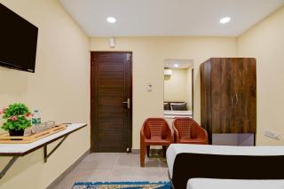 Hotel O Bangur Aura - 2