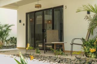 Tropical Hideaway Loft - 0