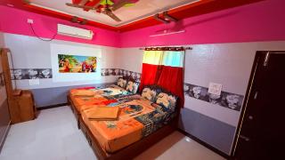 GTR Royal Palace cottage - 1