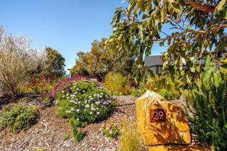 Carnarvon Castle Guesthouse Eagle Bay - 2