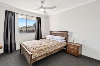 Beachside Court Unit 9 - 3