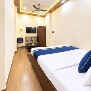 Hotel Royal Paradise Grand - 2