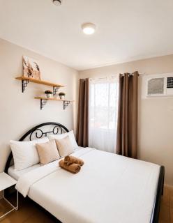 2-BEDROOM Condo near Esplanade Molo Mansion SM Iloilo with Parking Spaces - 8