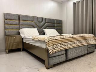 1 BHK Comfort Stays with Free Wi-Fi and Free Parking - Bahria Town - 6