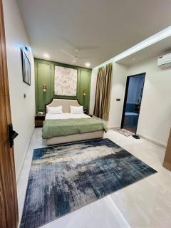 LuxuryTheme2BHK with Bath Tub - 6