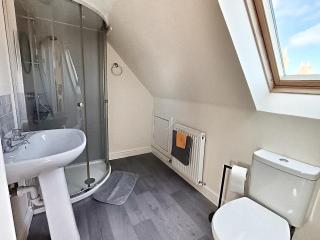 Peterhead Contractors House - 9