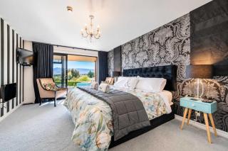 Room with Lake and Mountain Views - Tekapo - 0