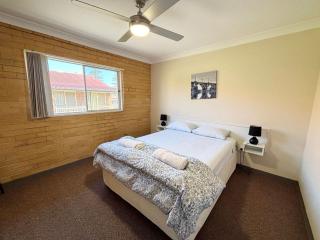 Wards Holiday Flat 4 - 5