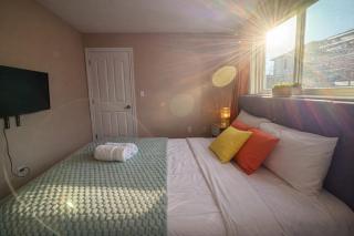 Modern Private Vancouver Suite - Killarney Park - 5