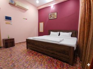 Sri Venkteswar Dham Atithi Bhavan - 3