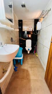 3Bhk PVT apt Near Railway Station Self-Check in - 8