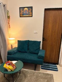 Viyani Luxury Stay Cozy Home in Indore - 6