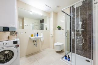 Prague Days - One Bedroom Apartment with King Bed & Elevator in New Town - 2