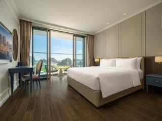 Centara Hotel & Residences Van Don - 8