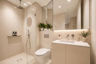 Luxurious City Escape with Pool, Gym & Sauna - 4