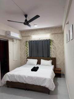 Independent 3BHK Apartment in Indore - 9