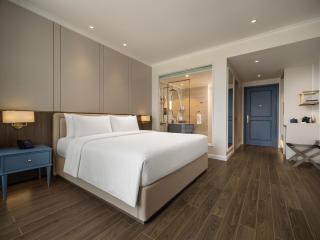 Centara Hotel & Residences Van Don - 5