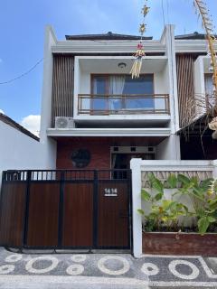 Oetie's Home - 1