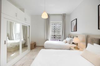 Bloomfields 2BR in Water's Edge B9 - Yas - 6