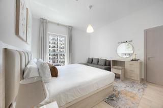 Bloomfields 2BR in Water's Edge B9 - Yas - 8