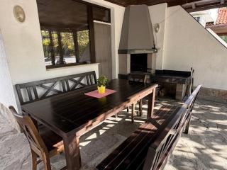 Марковската къща - Markovskata Guest house with 3 bedrooms - 6