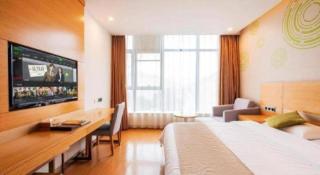 GreenTree Inn Suzhou Changshu North Haiyu Road Changhui Square Express Hotel - 1