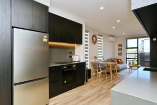 City-side Riccarton, Walk to Mall - Matai St West - 8