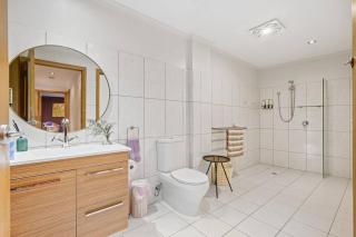 Barbers Hyde, Sleeps 4 - 4