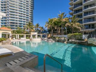 Towers of Chevron 2 Bedroom Ocean Apartment! - 2