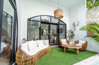 Brand New Canggu Villa-Large Pool, Near Finns & Gyms - 6