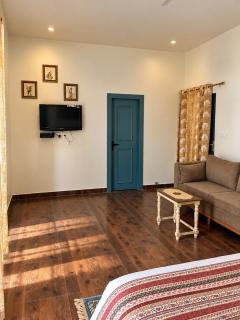 Summer House Villa 51 4BHK Hill View - 2
