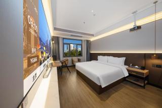 Luyue Hotel Movie Hotel Huaqiangbei Convention and Exhibition Center Branch - 1