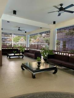 Chill Sip Stay Cozy 2BR with View in Taguig - 3