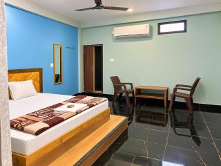 Ajooba Huts & Resort - 4