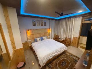 Hotel Krishna and restaurant barot - 9