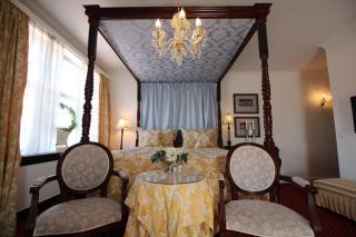 Sauntehus Castle Hotel - 1