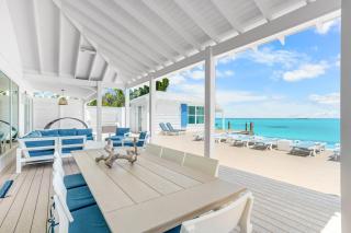 Vista Blue Centrally Located w Iconic Views - 7