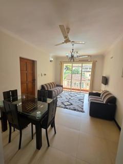 Spacious 2BHK with Pool & Gym in Siolim - 5