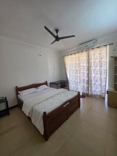 Spacious 2BHK with Pool & Gym in Siolim - 1