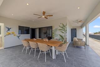 Penthouse Kas di Blenchi, Mambo Beach & Sea View - 7