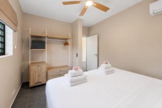 Penthouse Kas di Blenchi, Mambo Beach & Sea View - 6