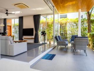 Peaceful 2Br Villa Grand Park Shared Pool Gym - 3