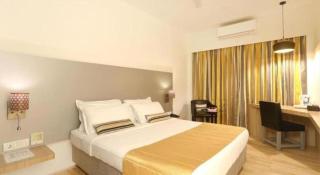 Mumbai Metro - The Executive Hotel - 4