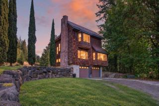 Cedarwood Sunset Retreat - 0