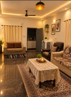Spacious 3BHK near BIEC, IKEA, NICE ROAD & Metro - 0